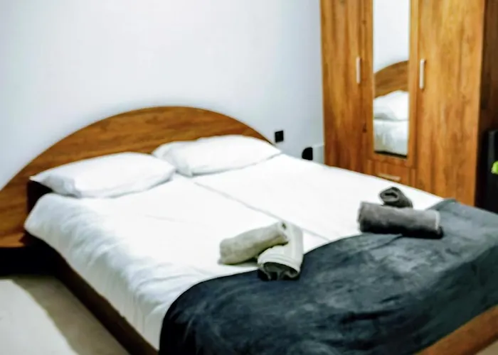 Hostal Guesthouse1 Karma369