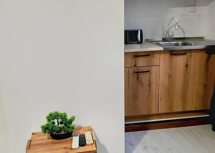 Hostel Guesthouse1 Karma369